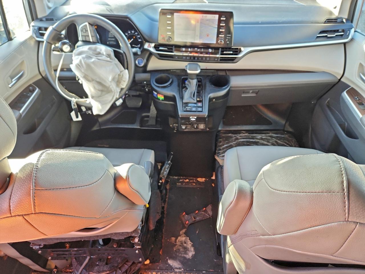 2023 TOYOTA SIENNA