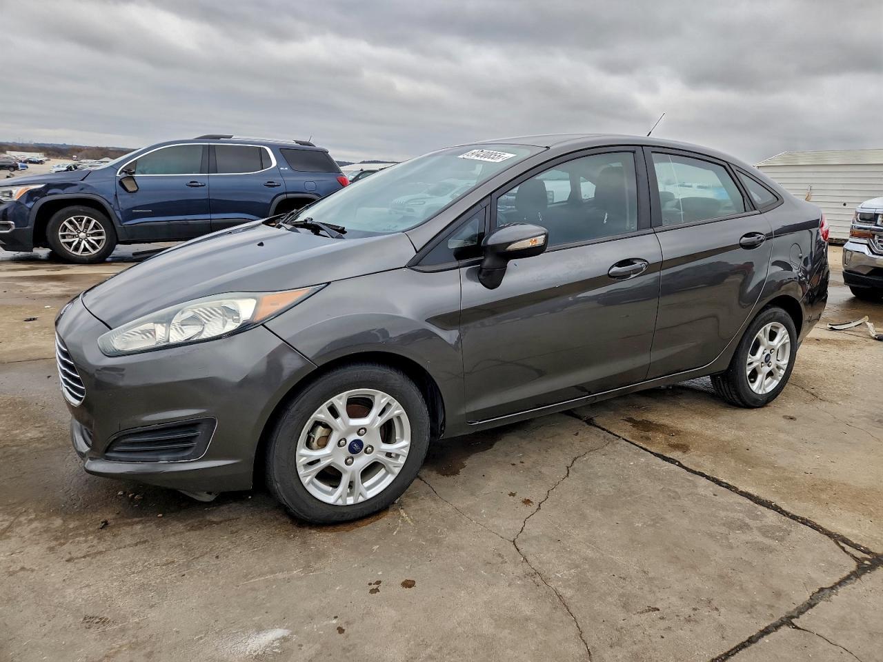 2016 FORD Fiesta