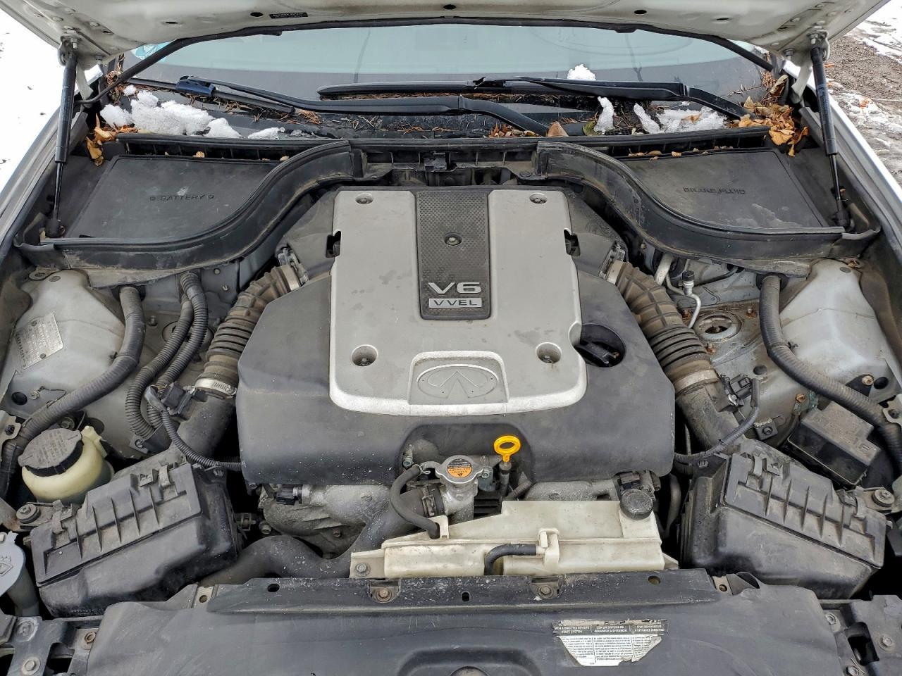 2011 INFINITI G37
