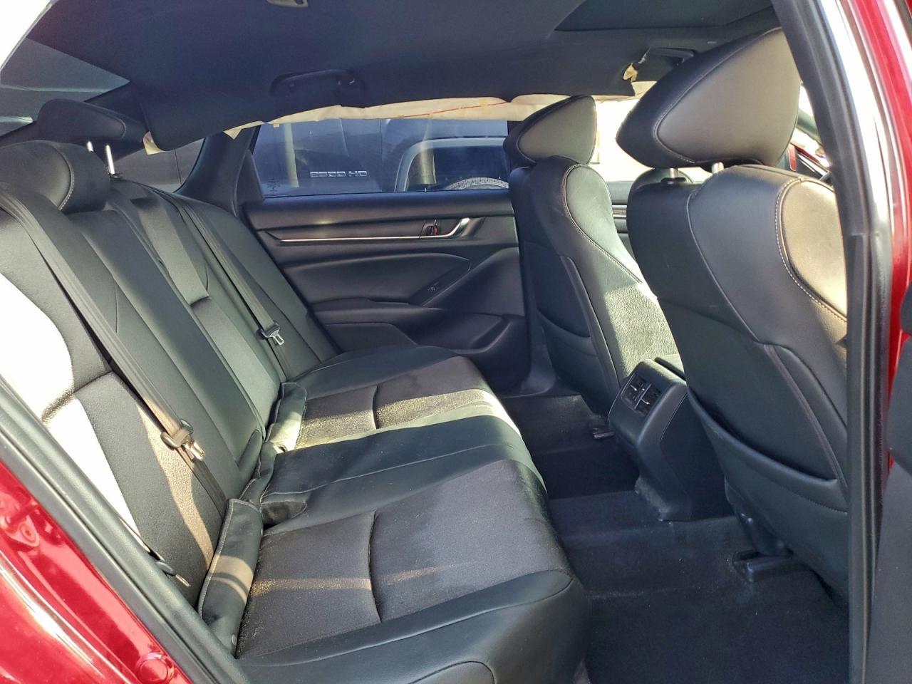 2019 HONDA ACCORD