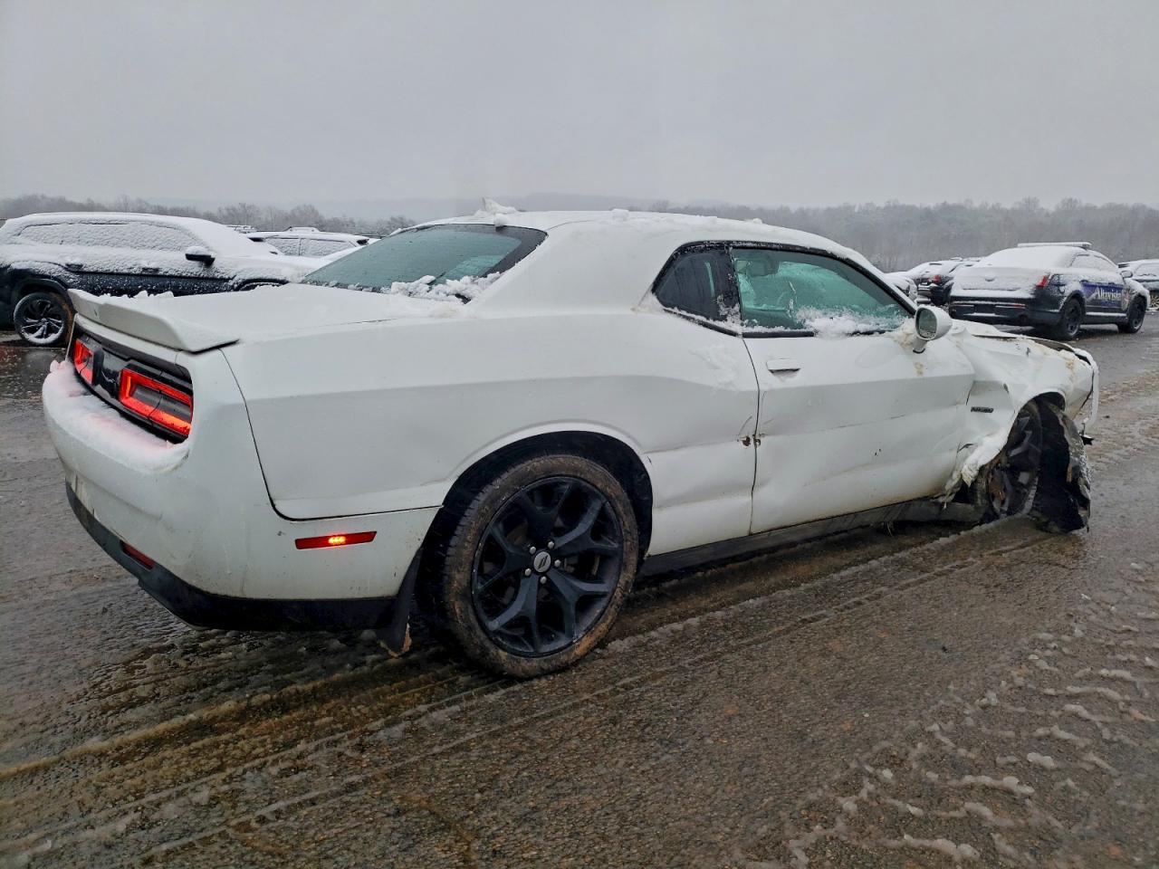 2016 DODGE Challenger