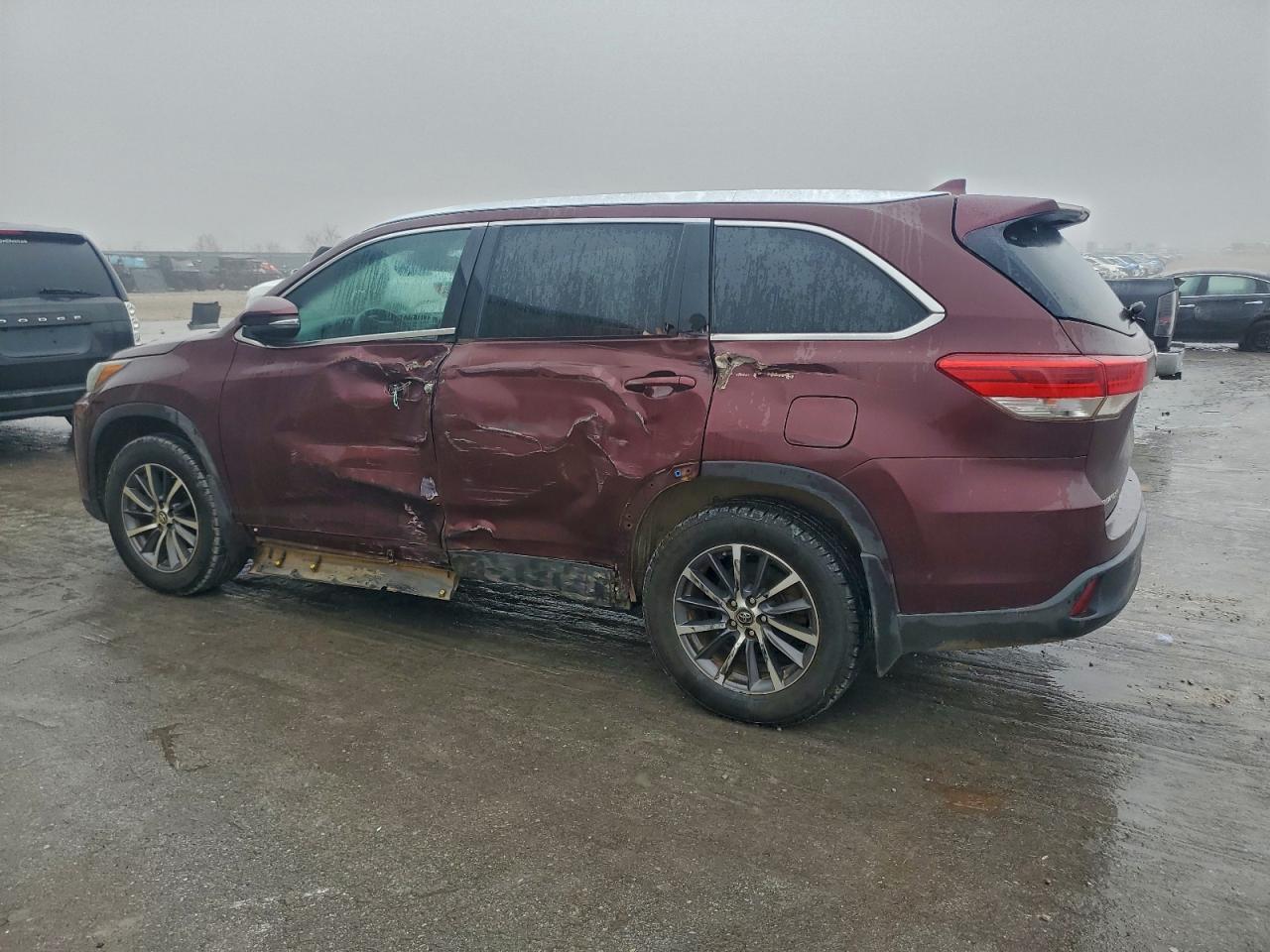 2019 TOYOTA HIGHLANDER