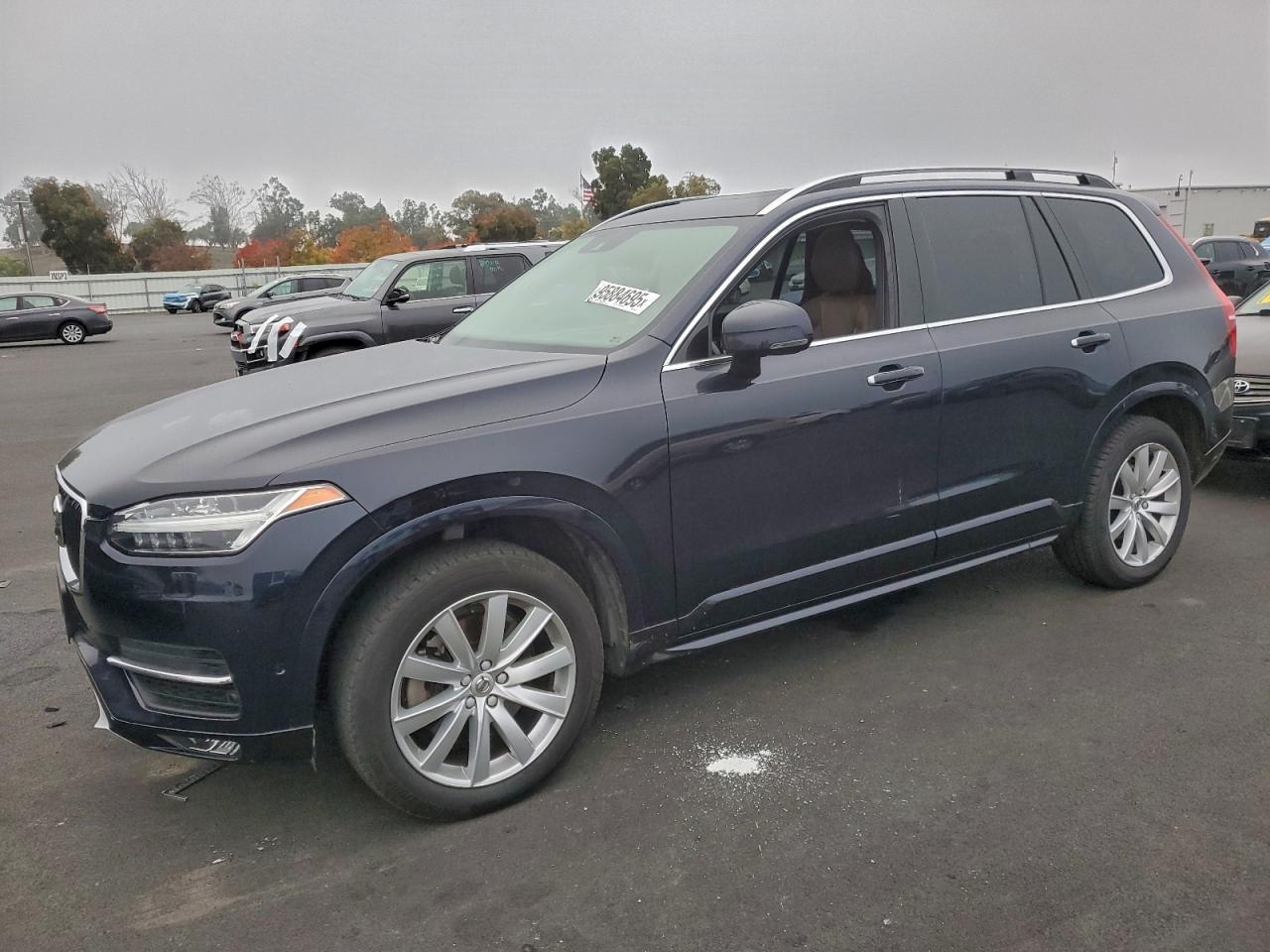2019 VOLVO XC90