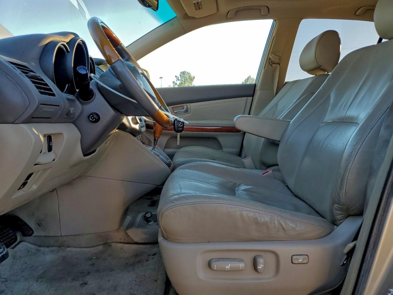 2004 LEXUS Rx 330