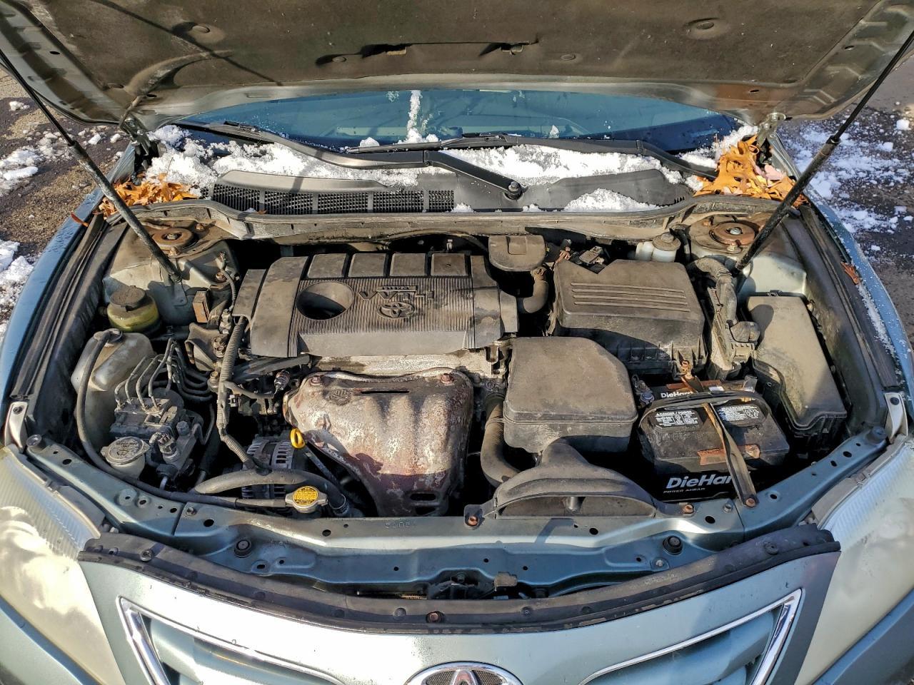 2011 TOYOTA CAMRY