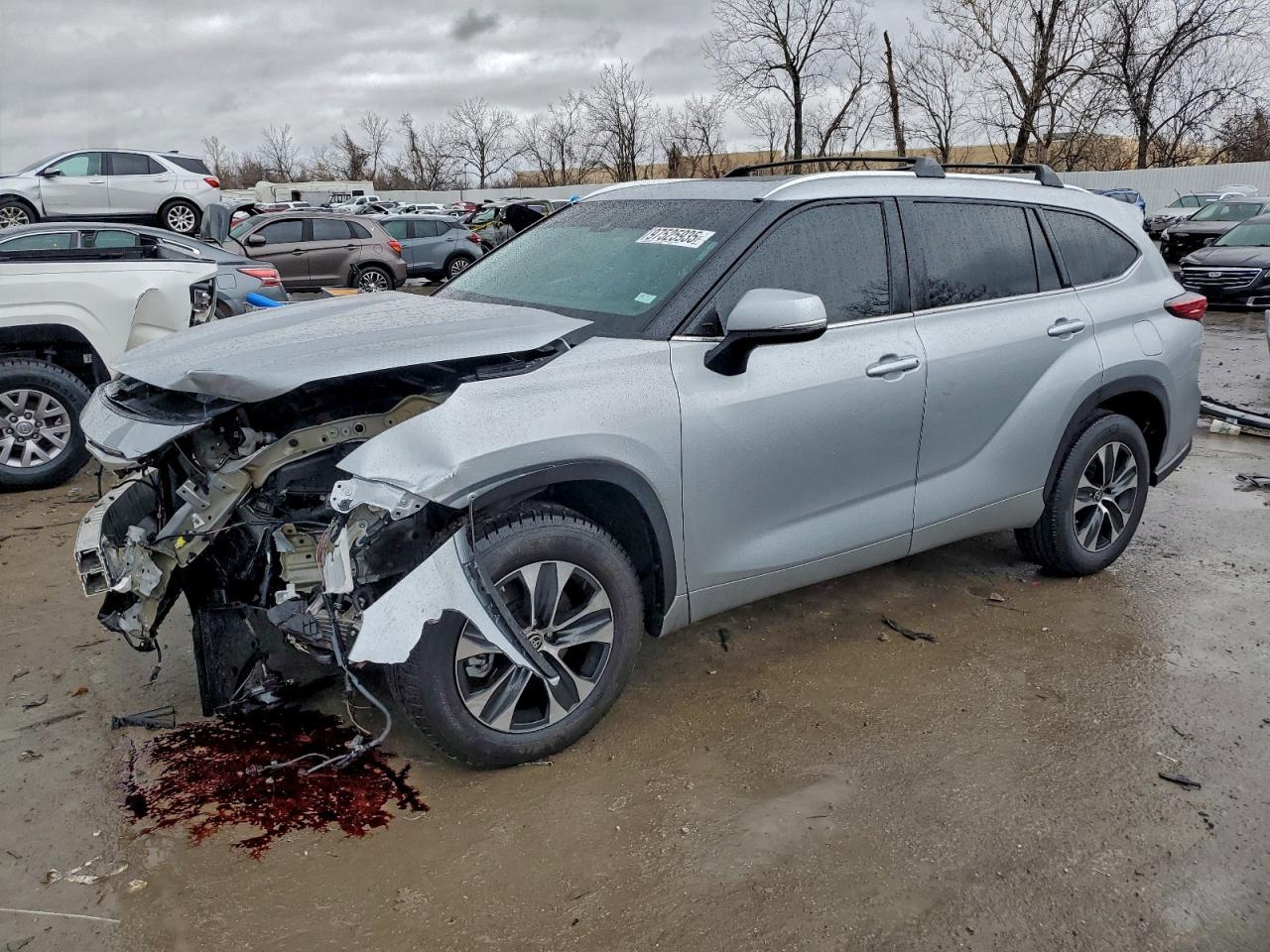 2020 TOYOTA HIGHLANDER