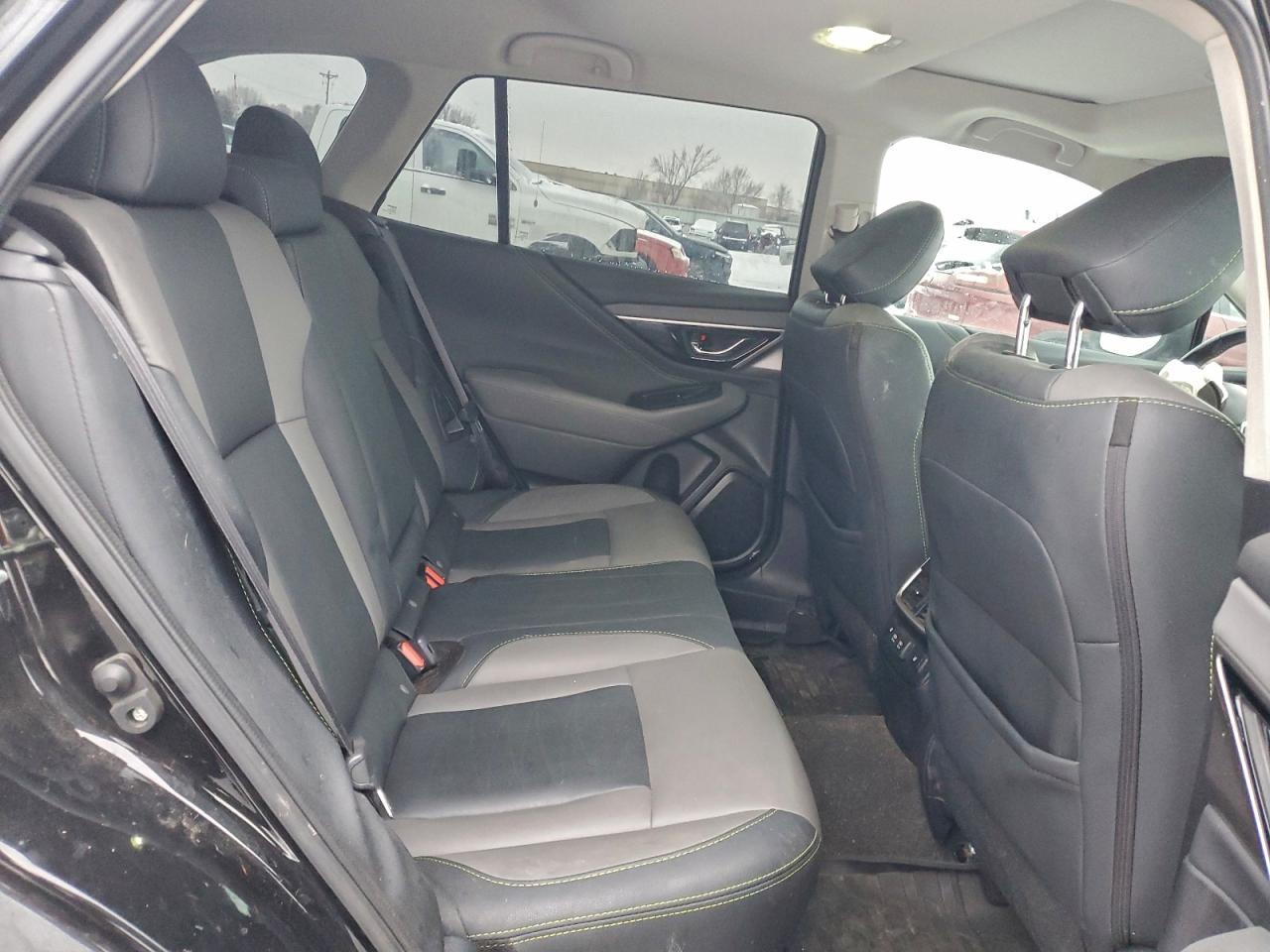 2021 SUBARU Outback