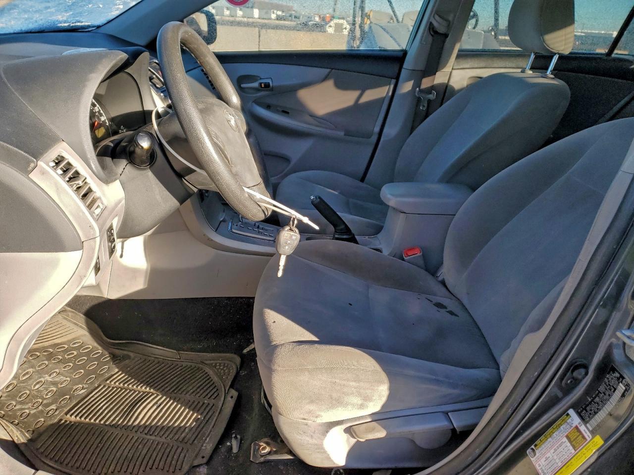 2011 TOYOTA COROLLA