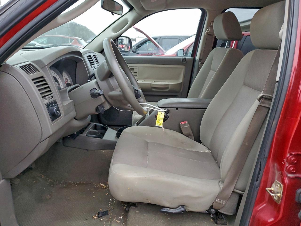 2006 DODGE Dakota