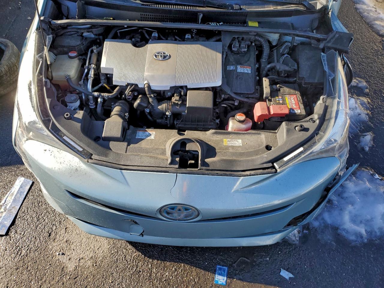 2016 TOYOTA PRIUS