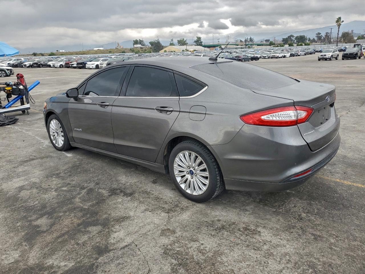 2013 FORD FUSION