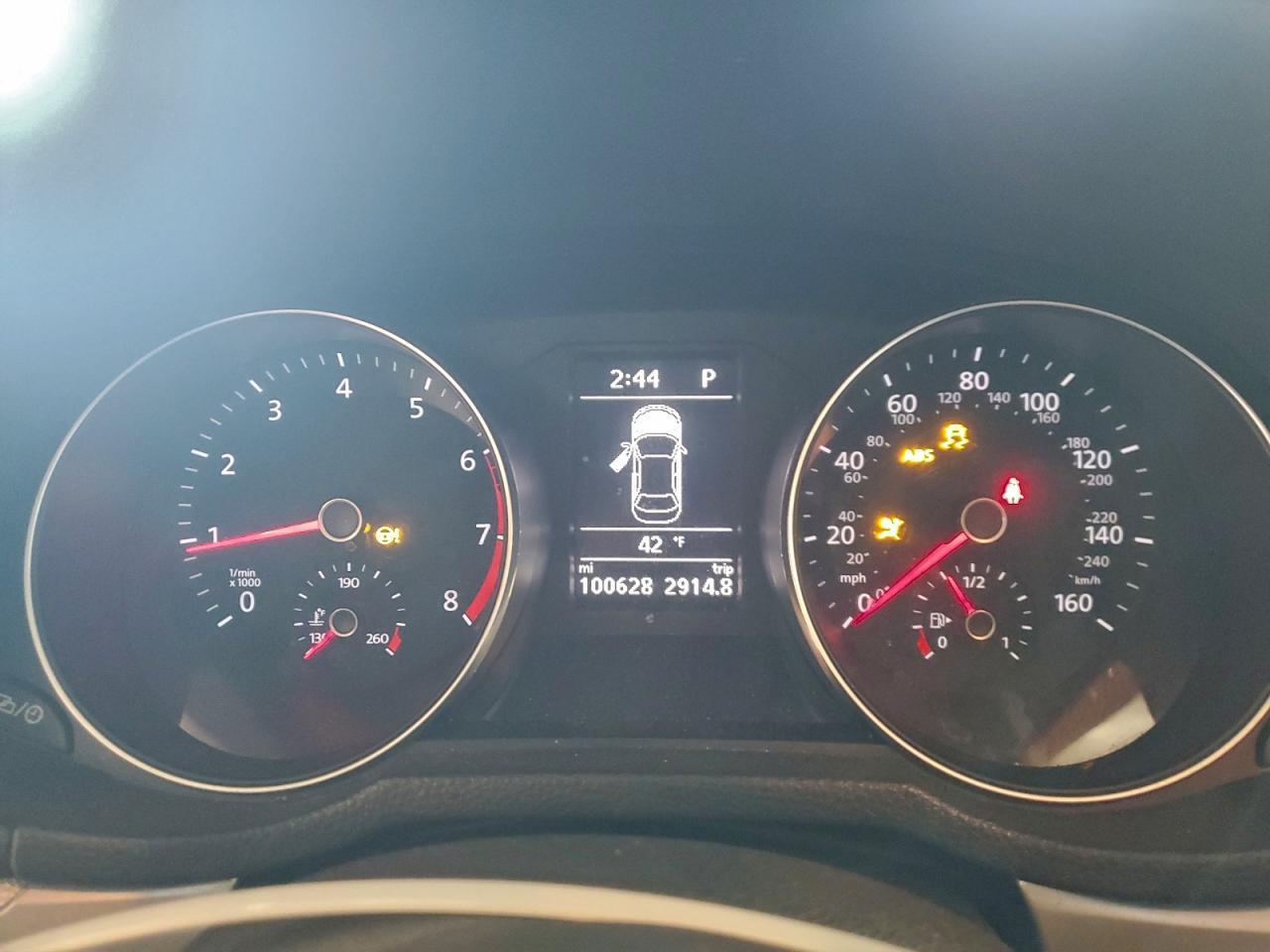 2016 VOLKSWAGEN Passat