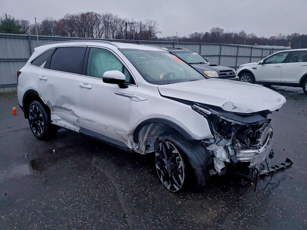 2025 KIA SORENTO