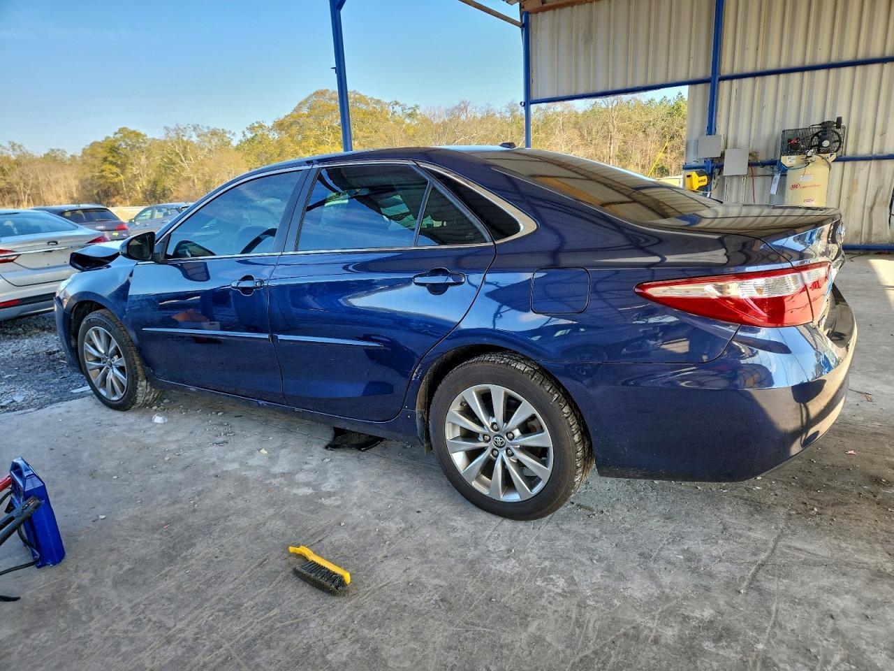 2017 TOYOTA CAMRY