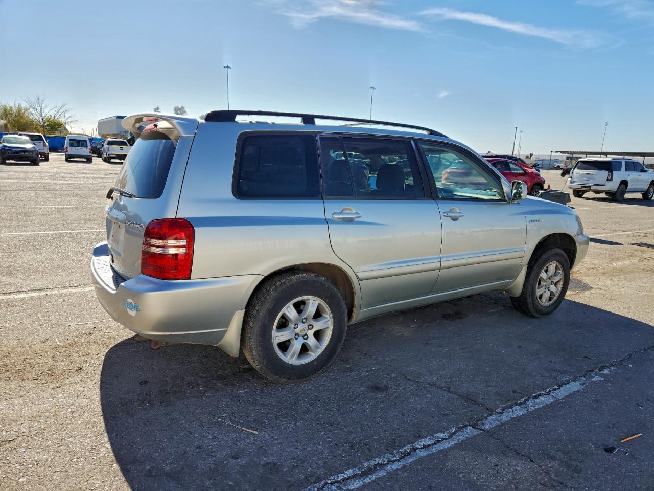 2003 TOYOTA HIGHLANDER