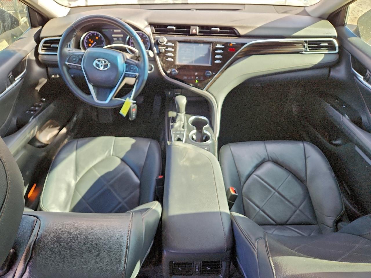 2018 TOYOTA CAMRY