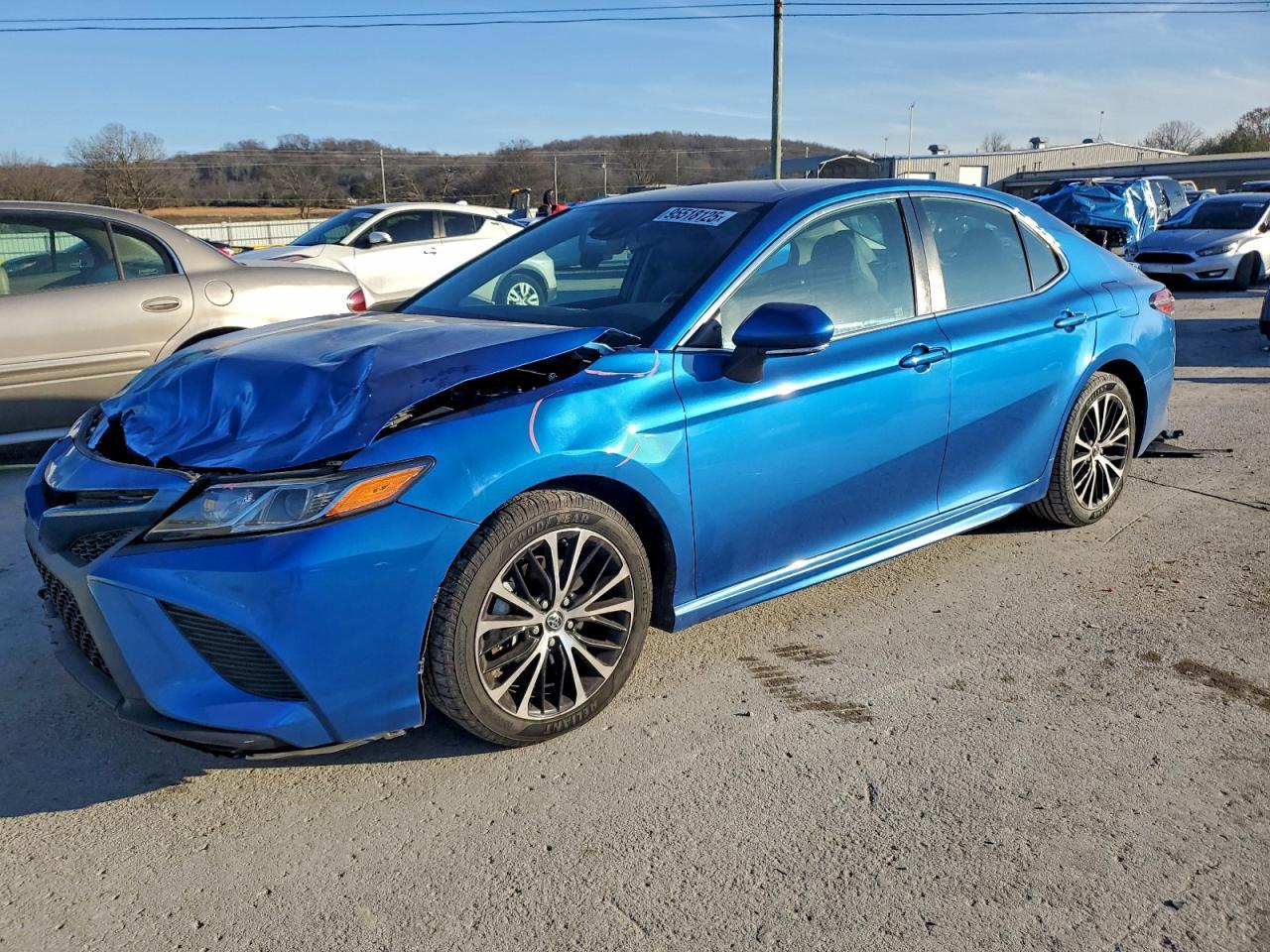 2018 TOYOTA CAMRY