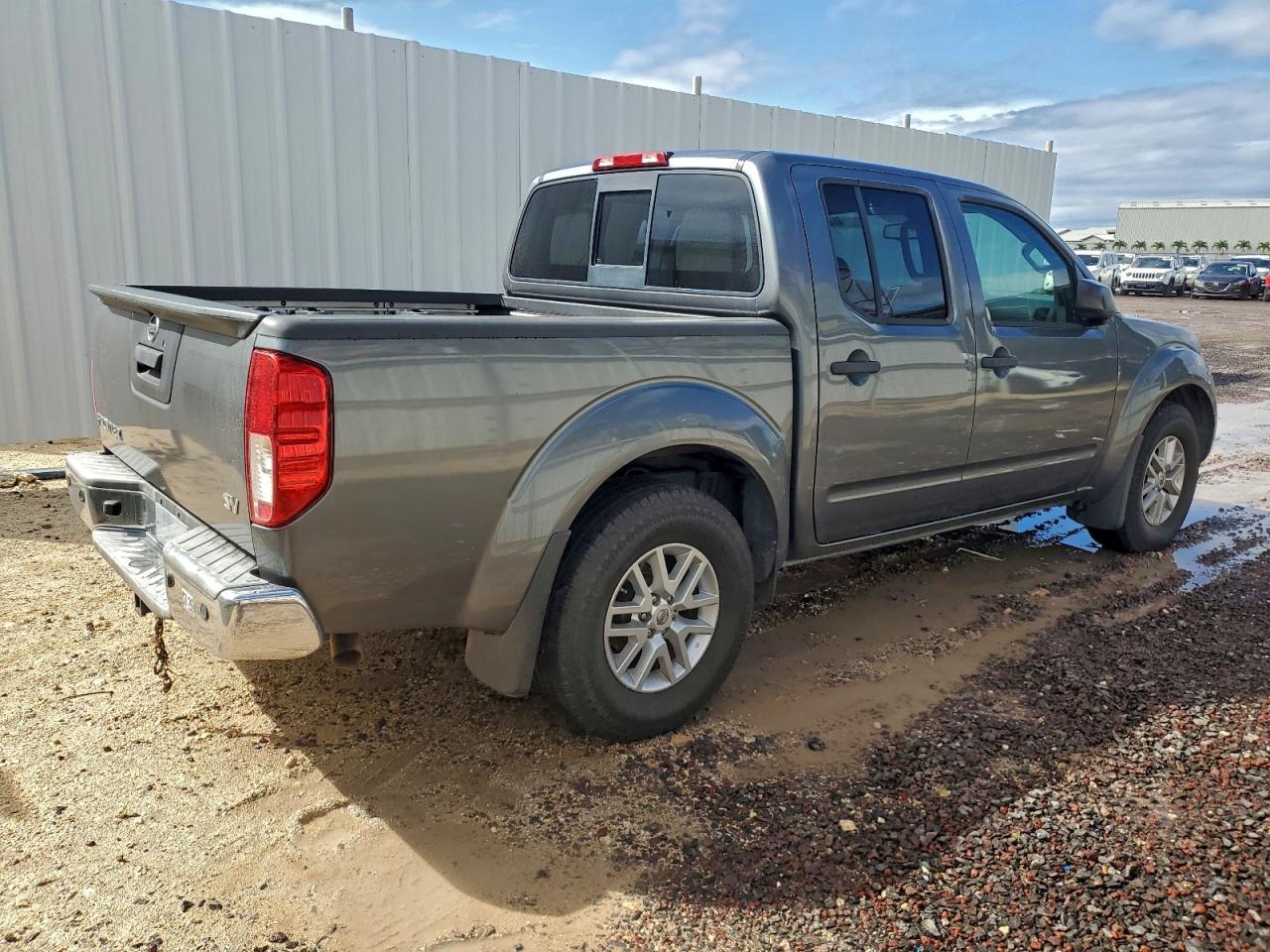 2016 NISSAN Frontier