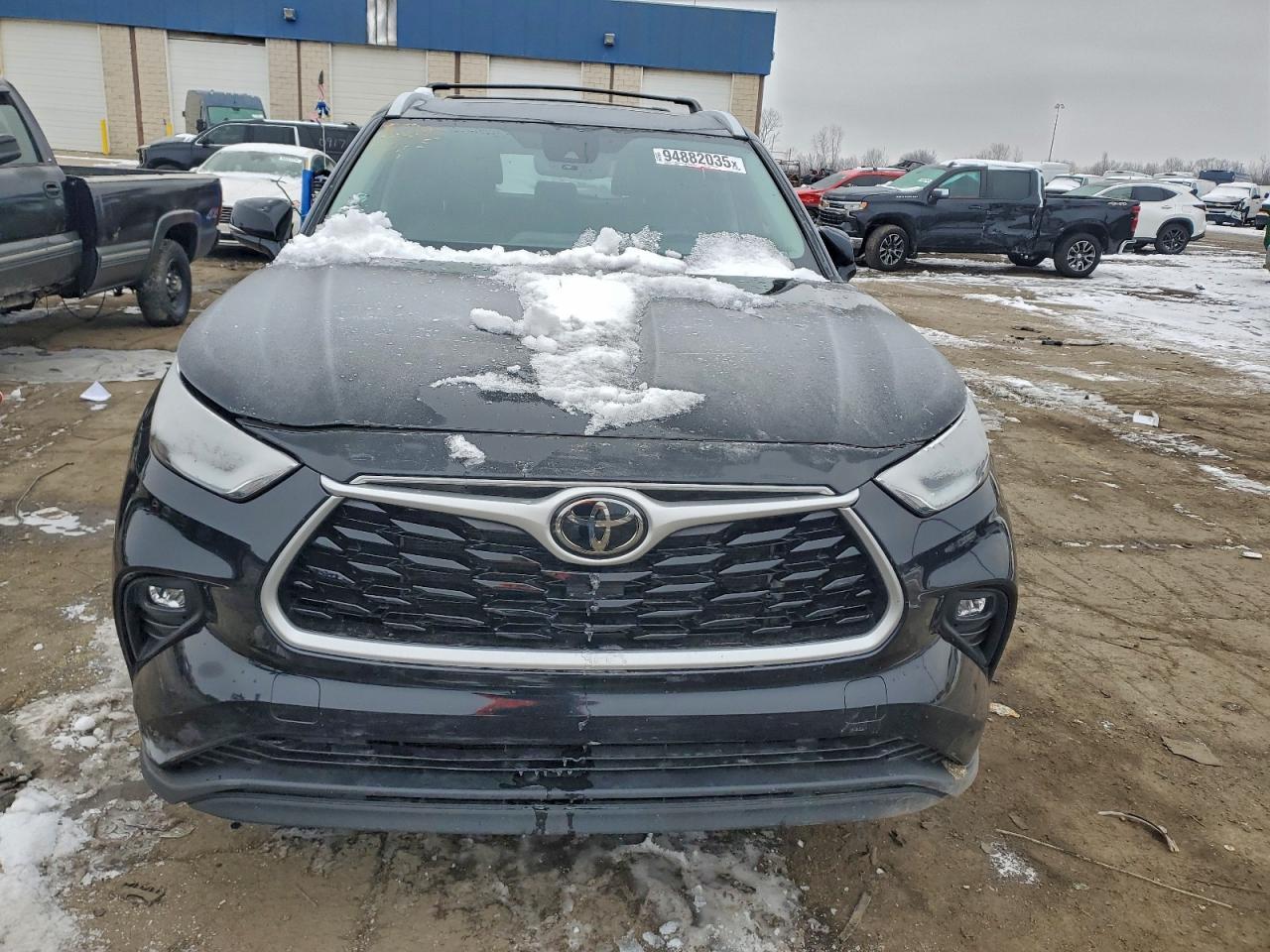 2022 TOYOTA HIGHLANDER