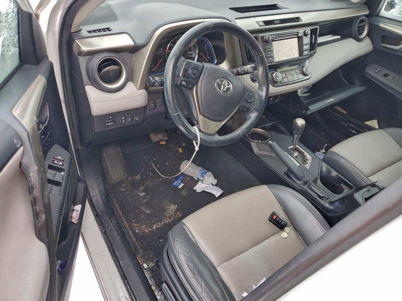 2015 TOYOTA RAV4