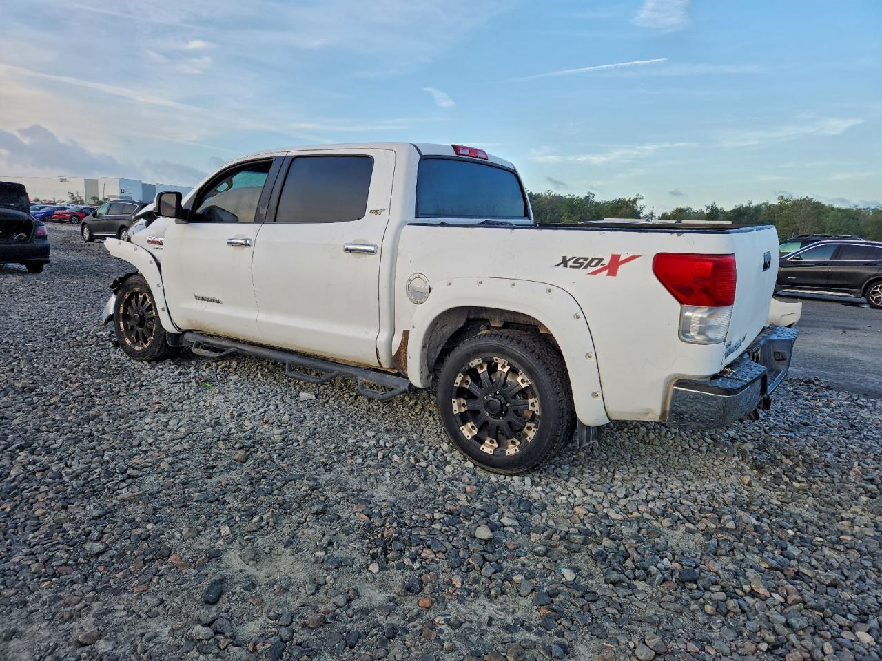 2012 TOYOTA TUNDRA
