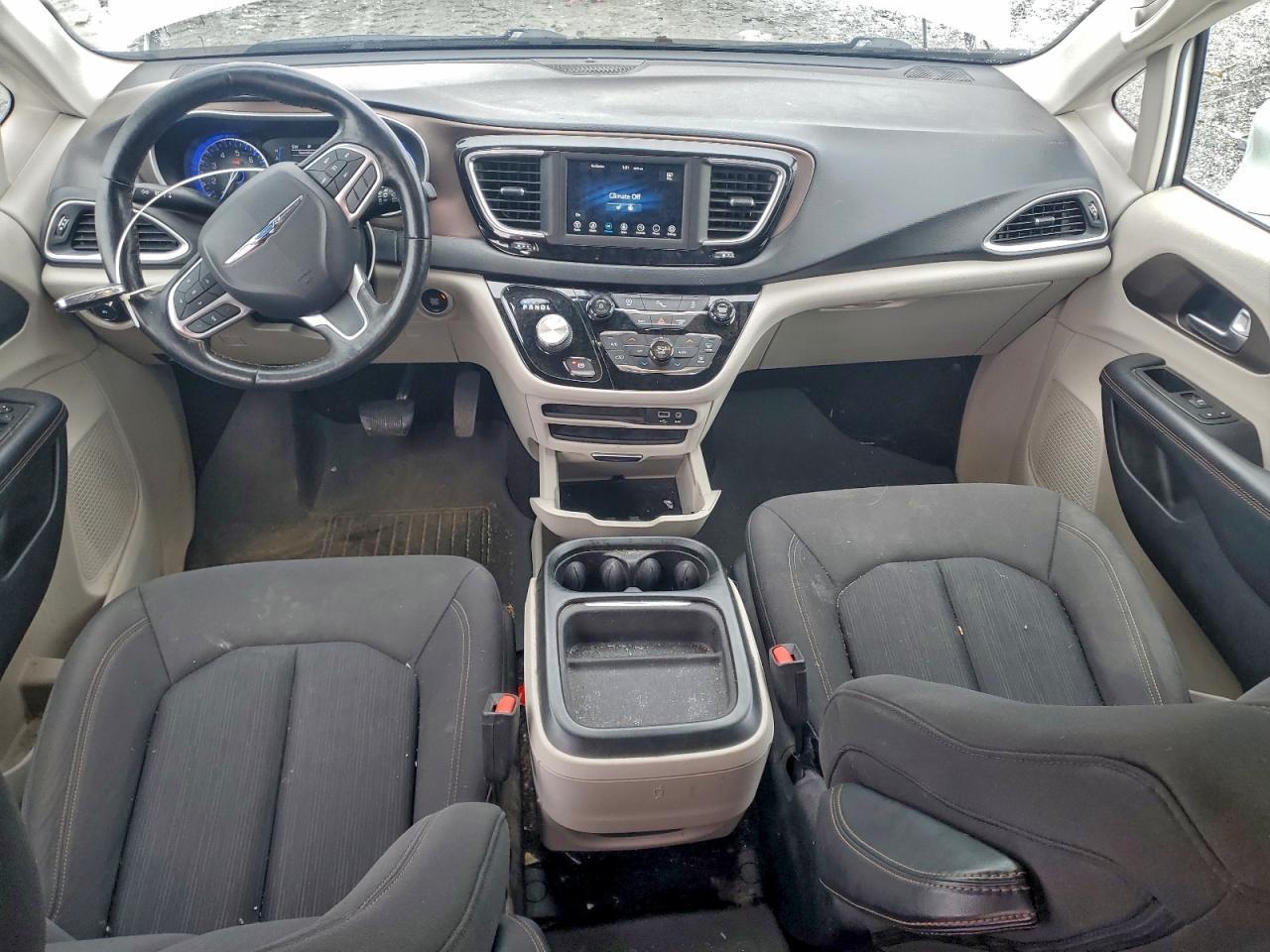 2019 CHRYSLER Pacifica