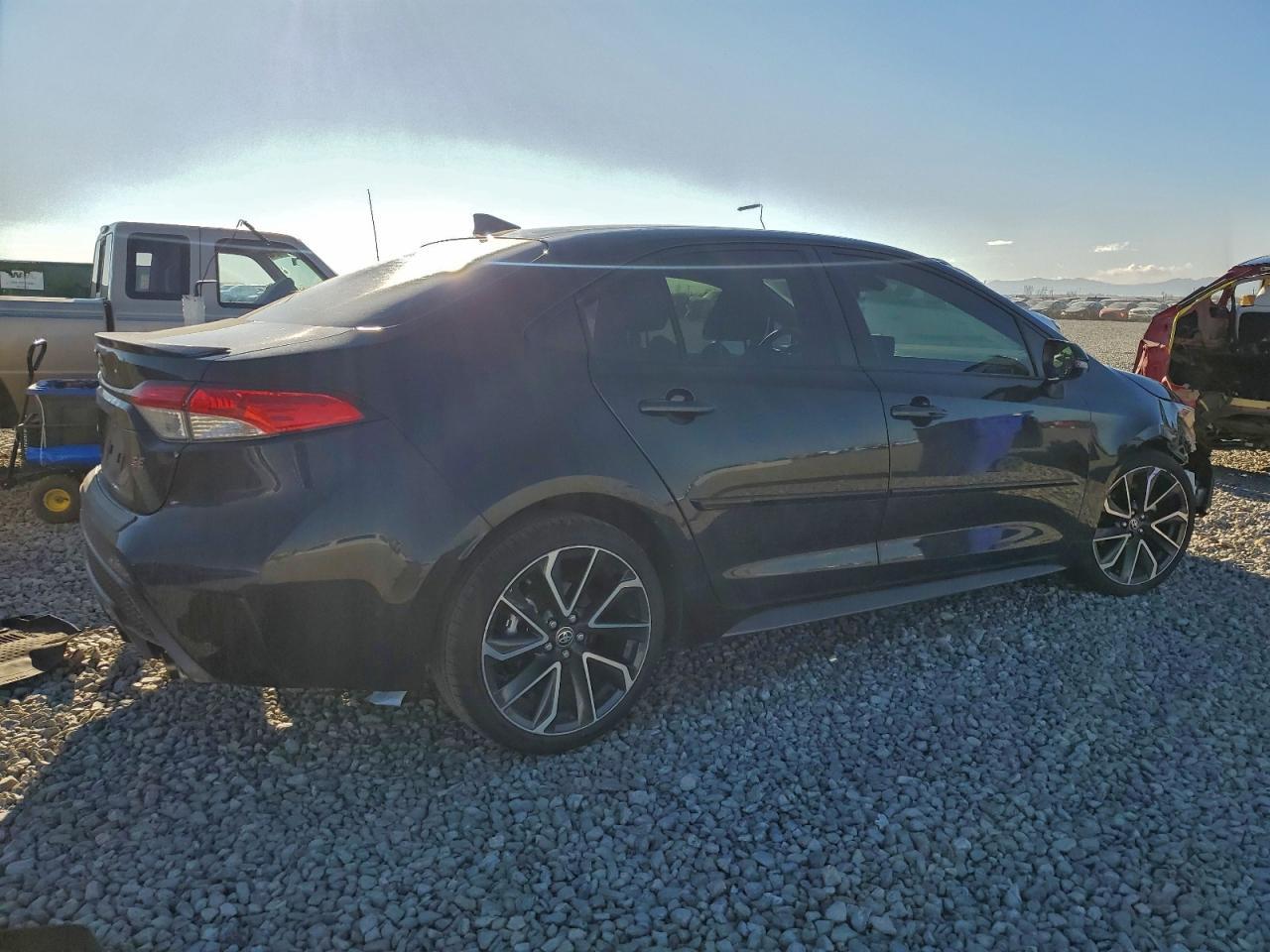 2022 TOYOTA COROLLA
