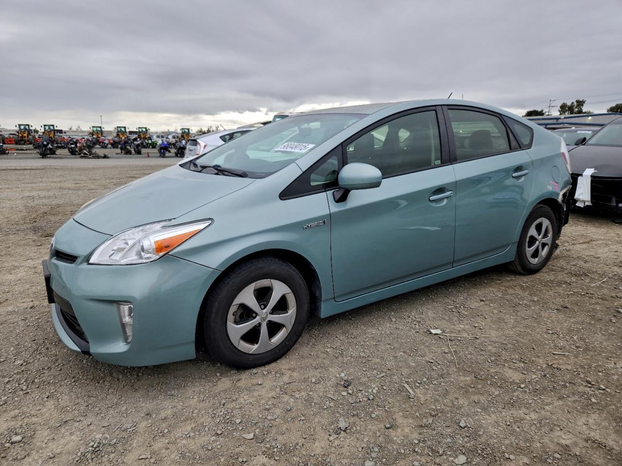 2015 TOYOTA PRIUS