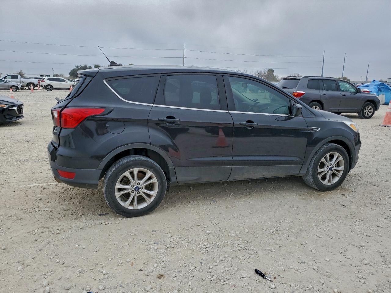 2019 FORD ESCAPE