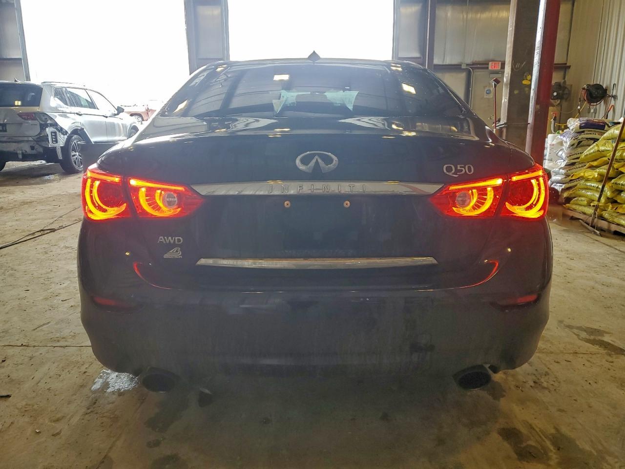 2017 INFINITI Q50