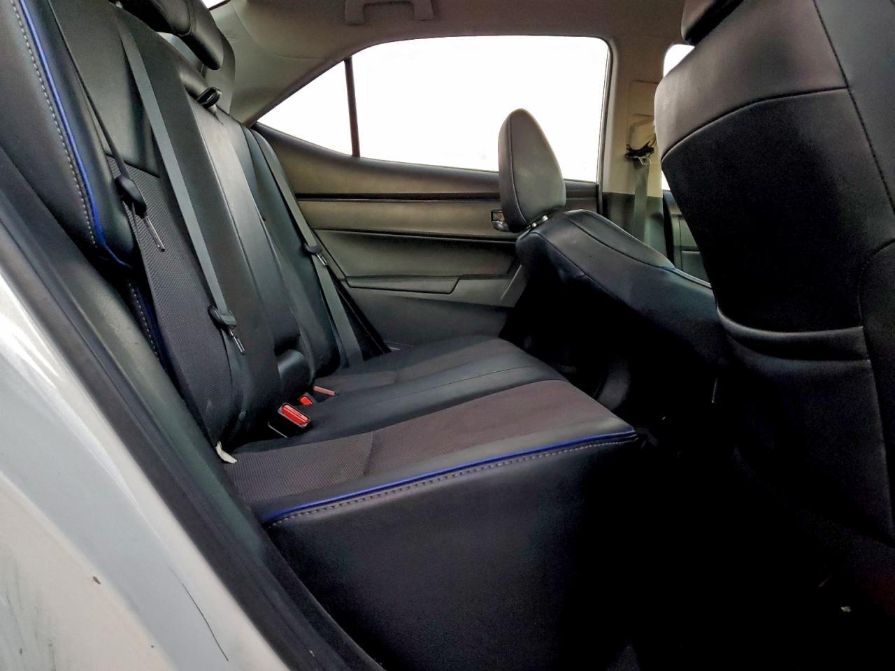 2019 TOYOTA COROLLA