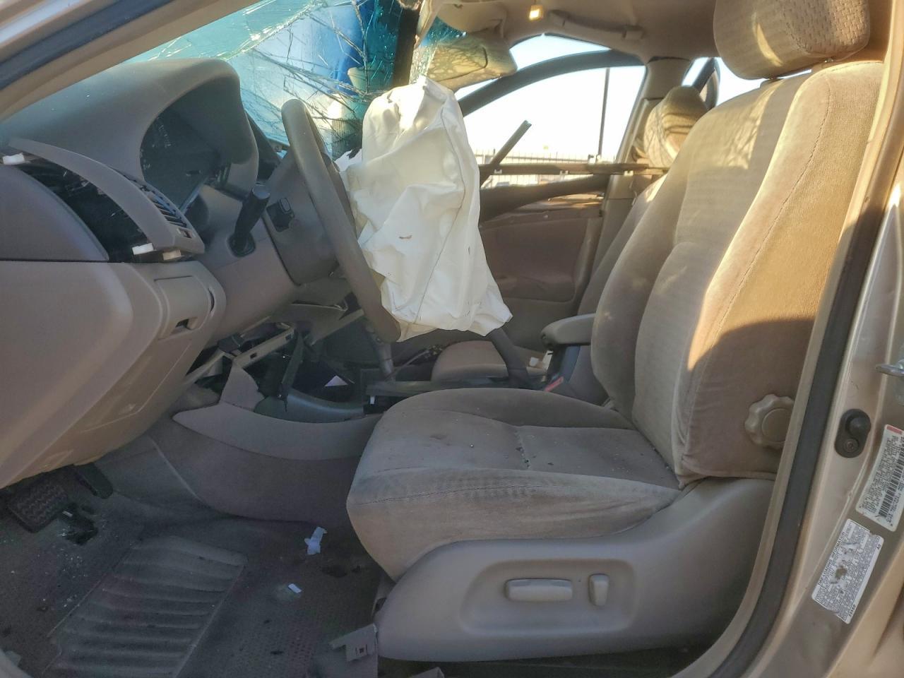 2002 TOYOTA CAMRY