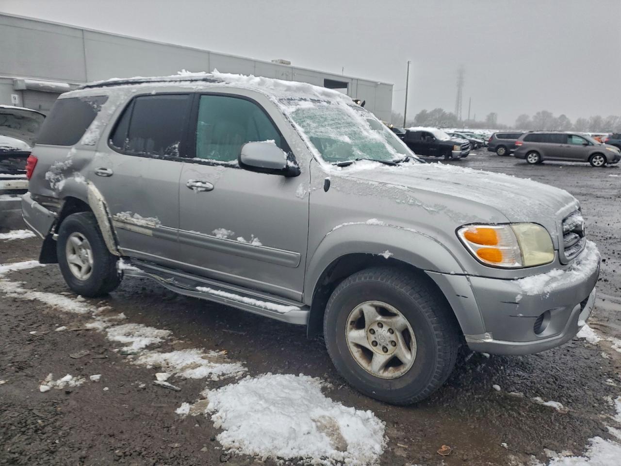 2002 TOYOTA Sequoia