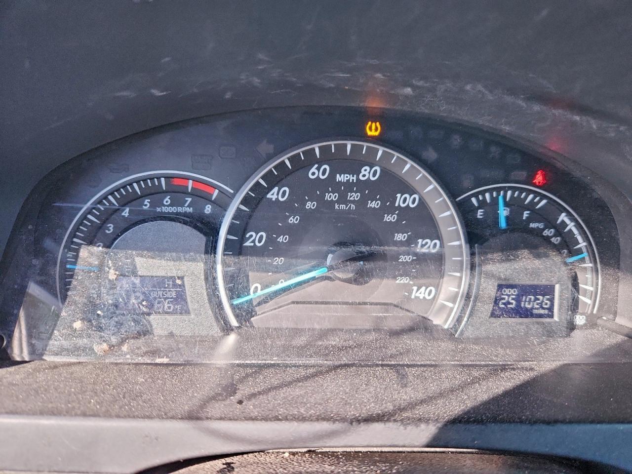 2012 TOYOTA CAMRY