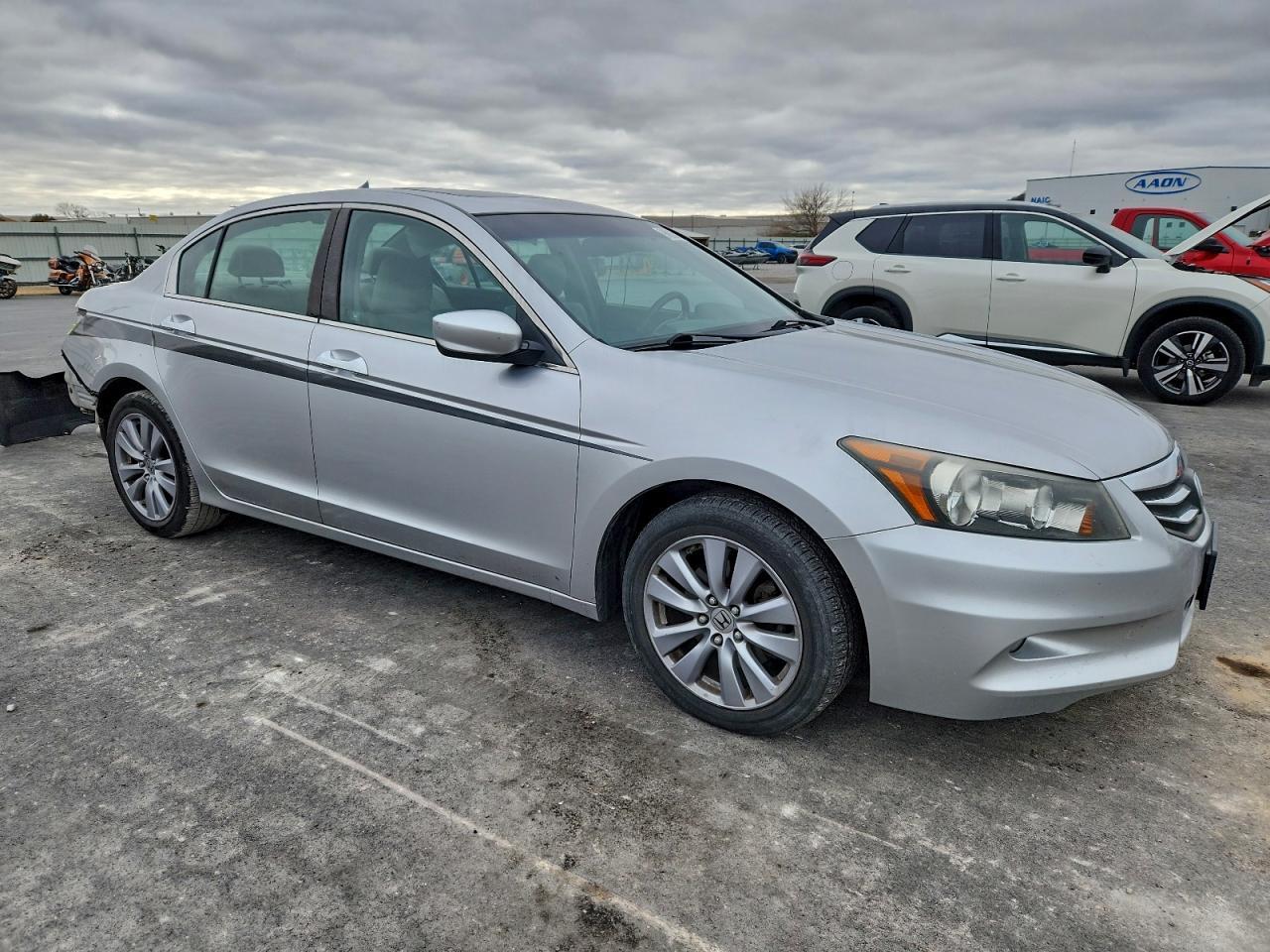 2011 HONDA ACCORD