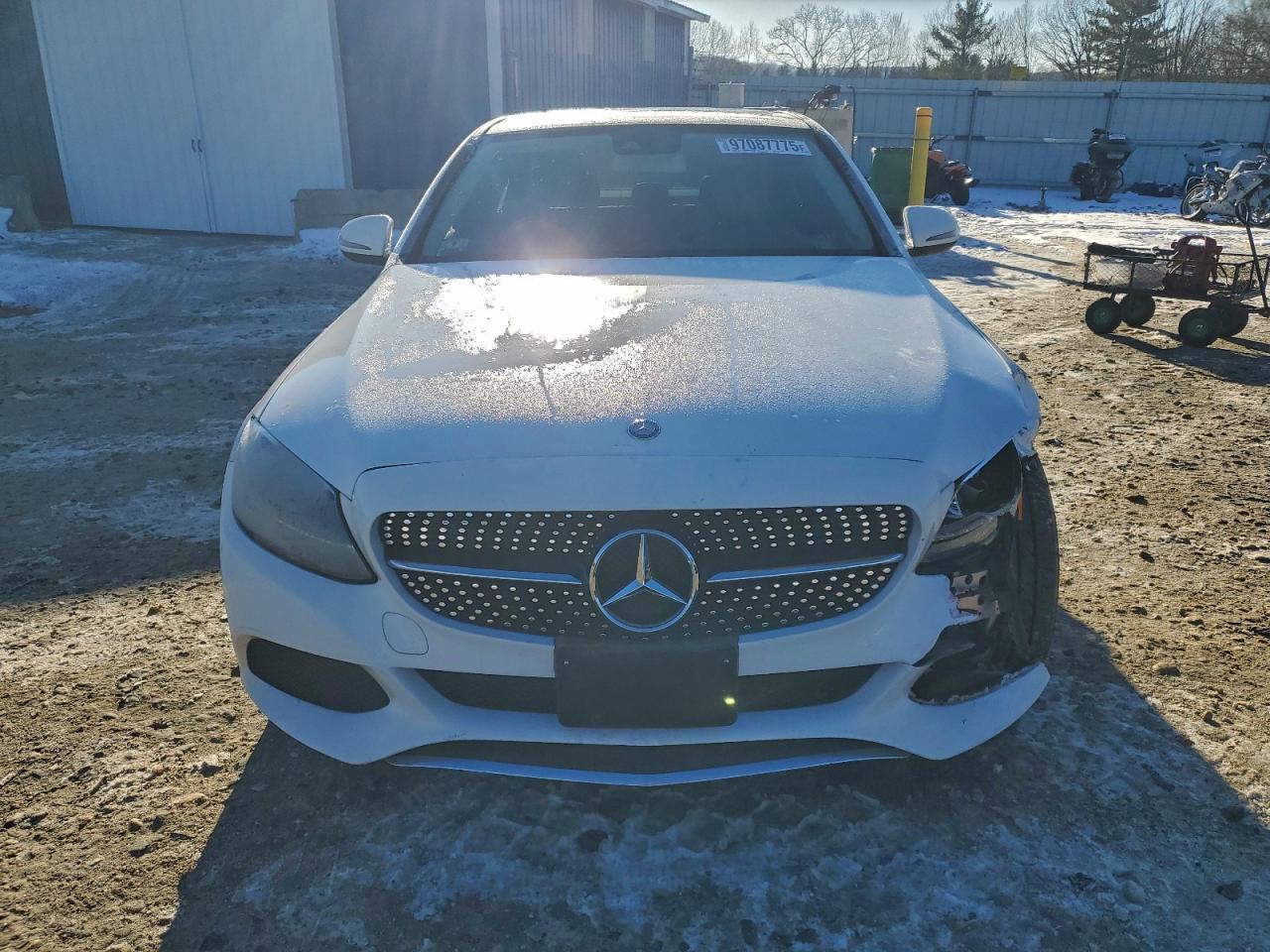 2016 MERCEDES-BENZ C-CLASS