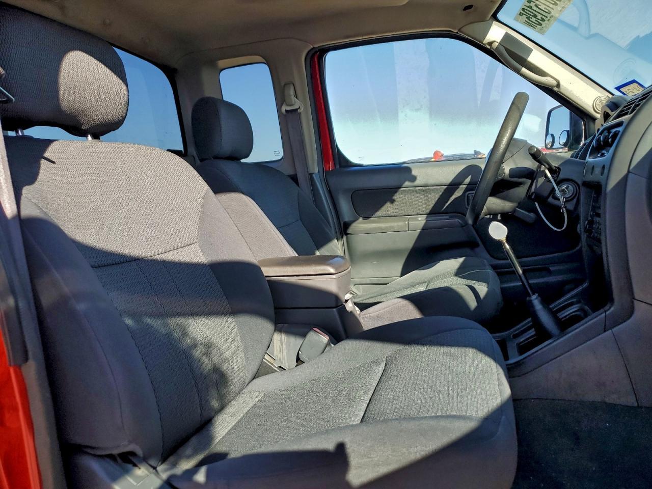 2002 NISSAN Frontier