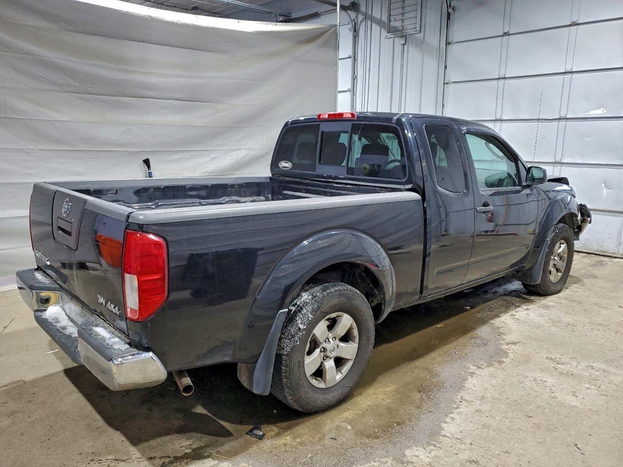 2011 NISSAN Frontier