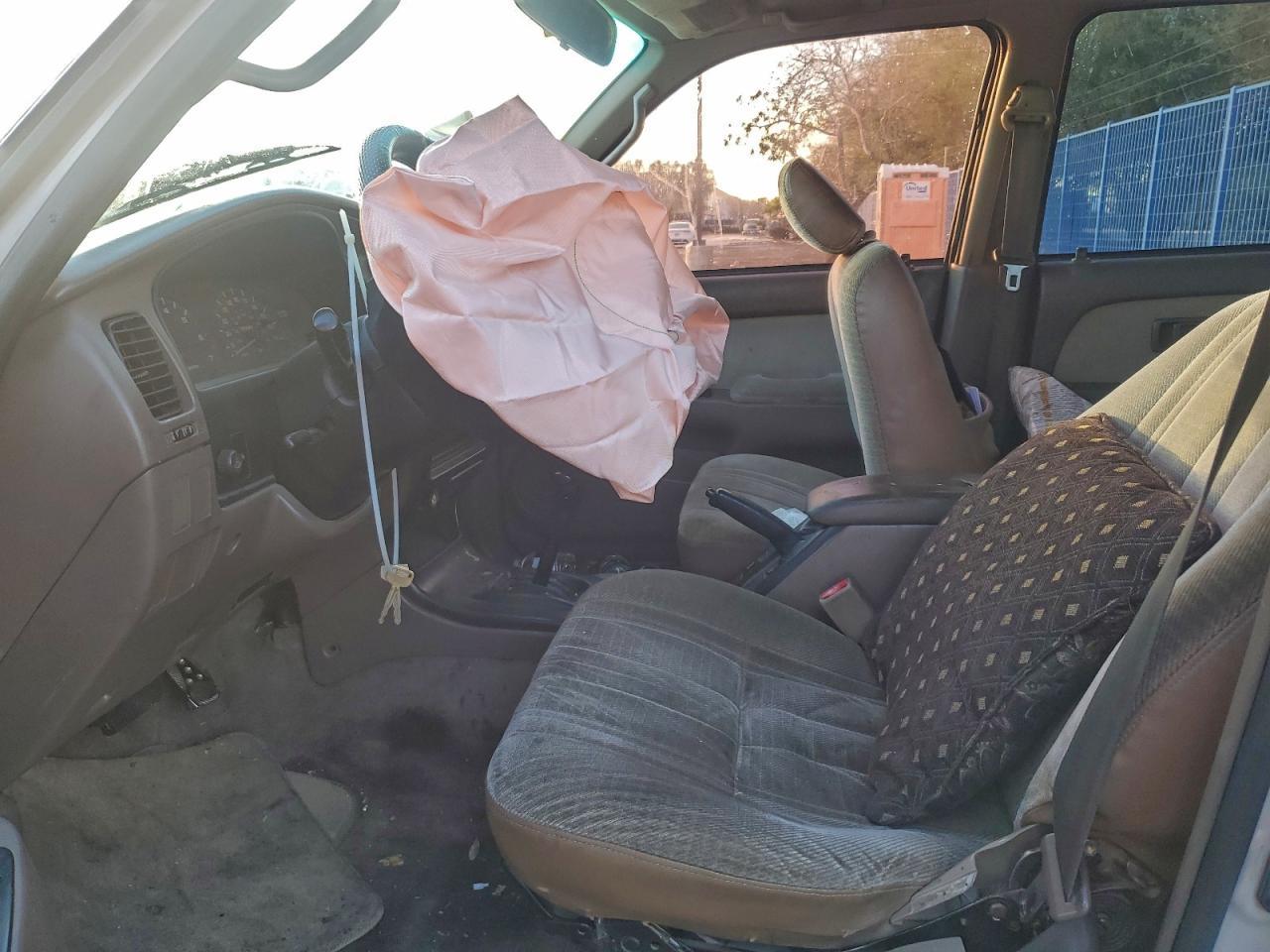 1996 TOYOTA 4Runner
