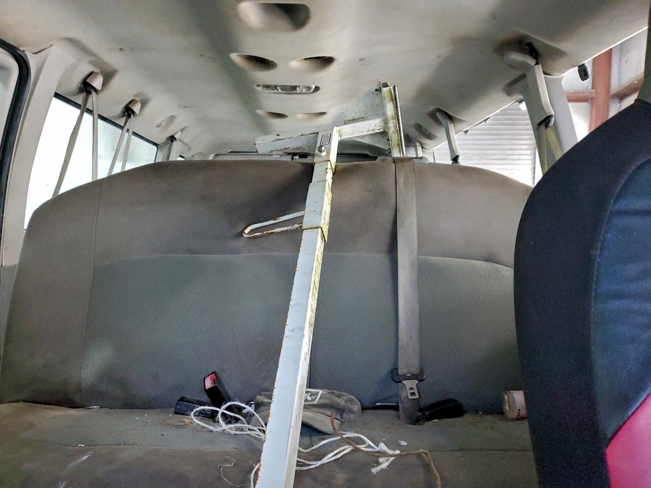 2013 FORD Econoline E350