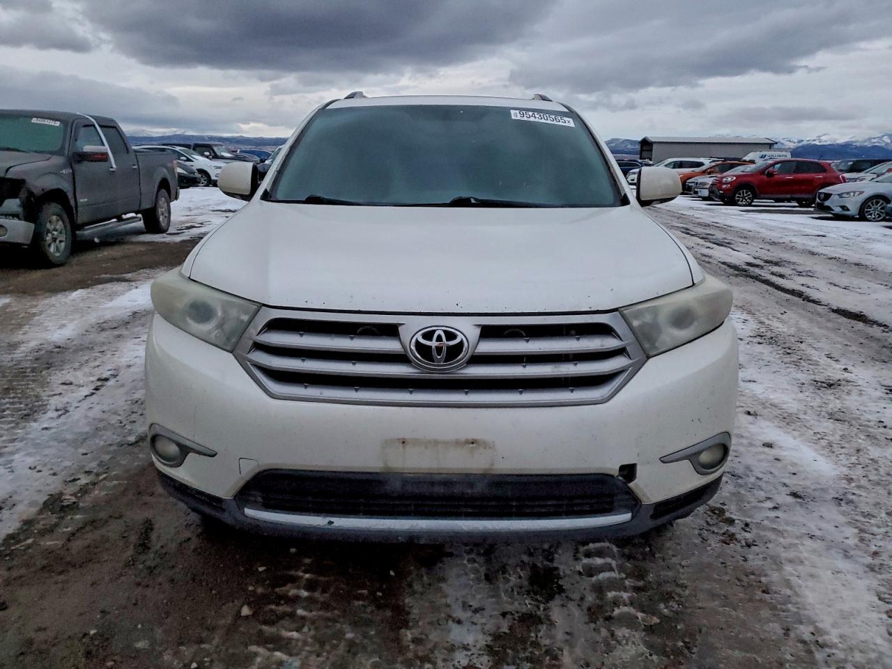 2013 TOYOTA HIGHLANDER