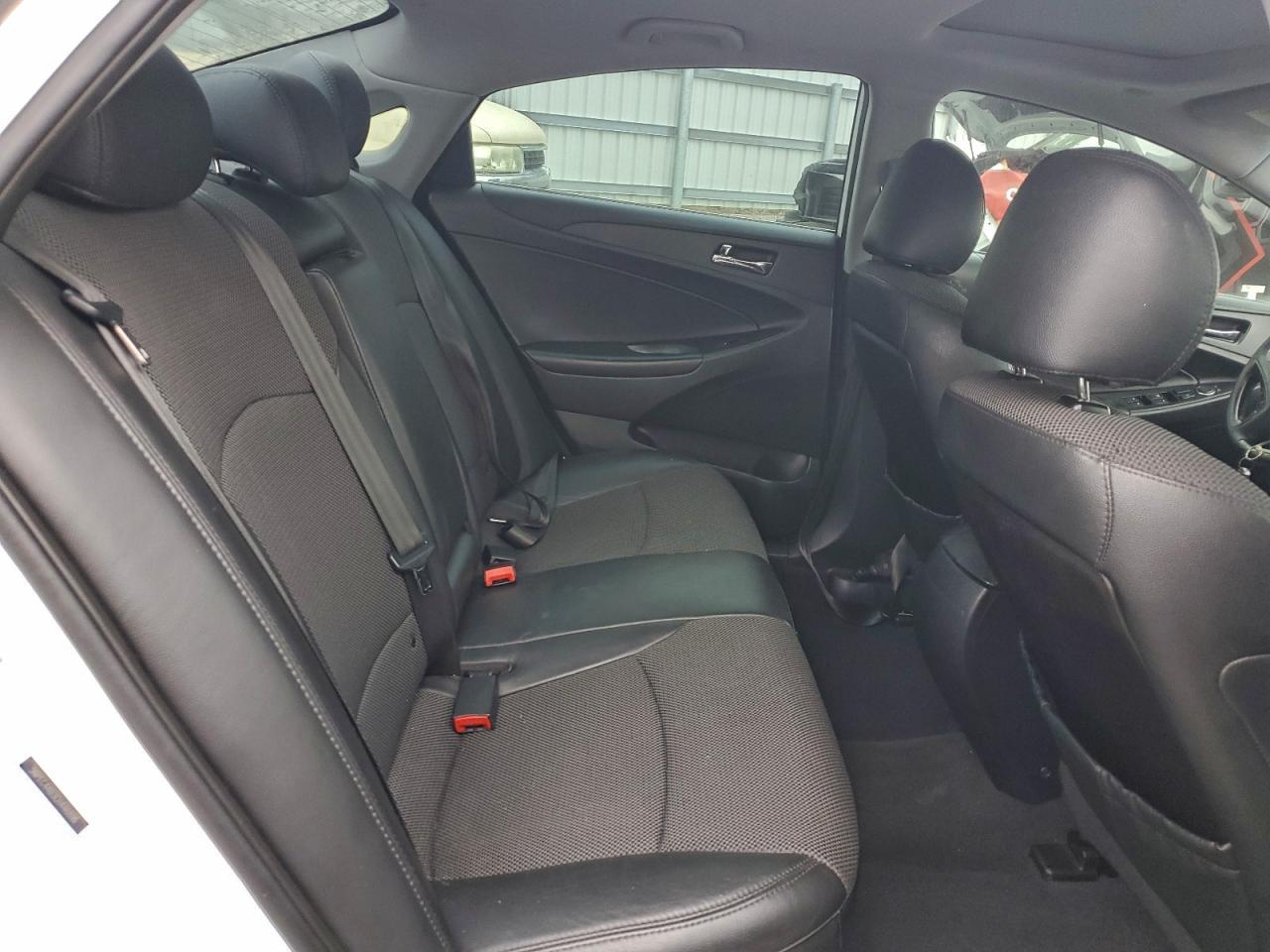 2012 HYUNDAI SONATA