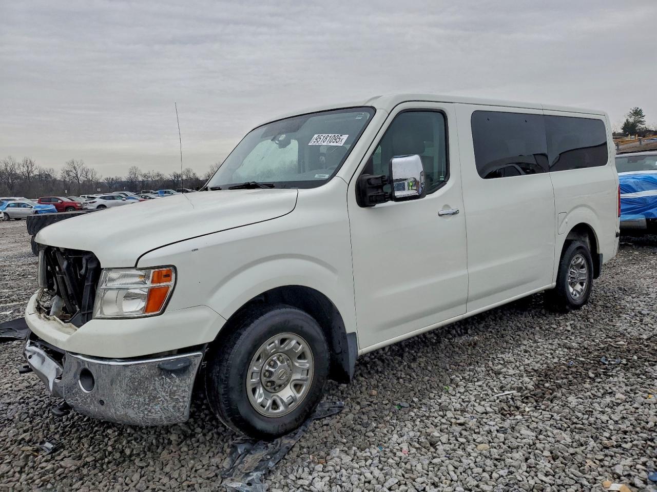 2016 NISSAN NV3500