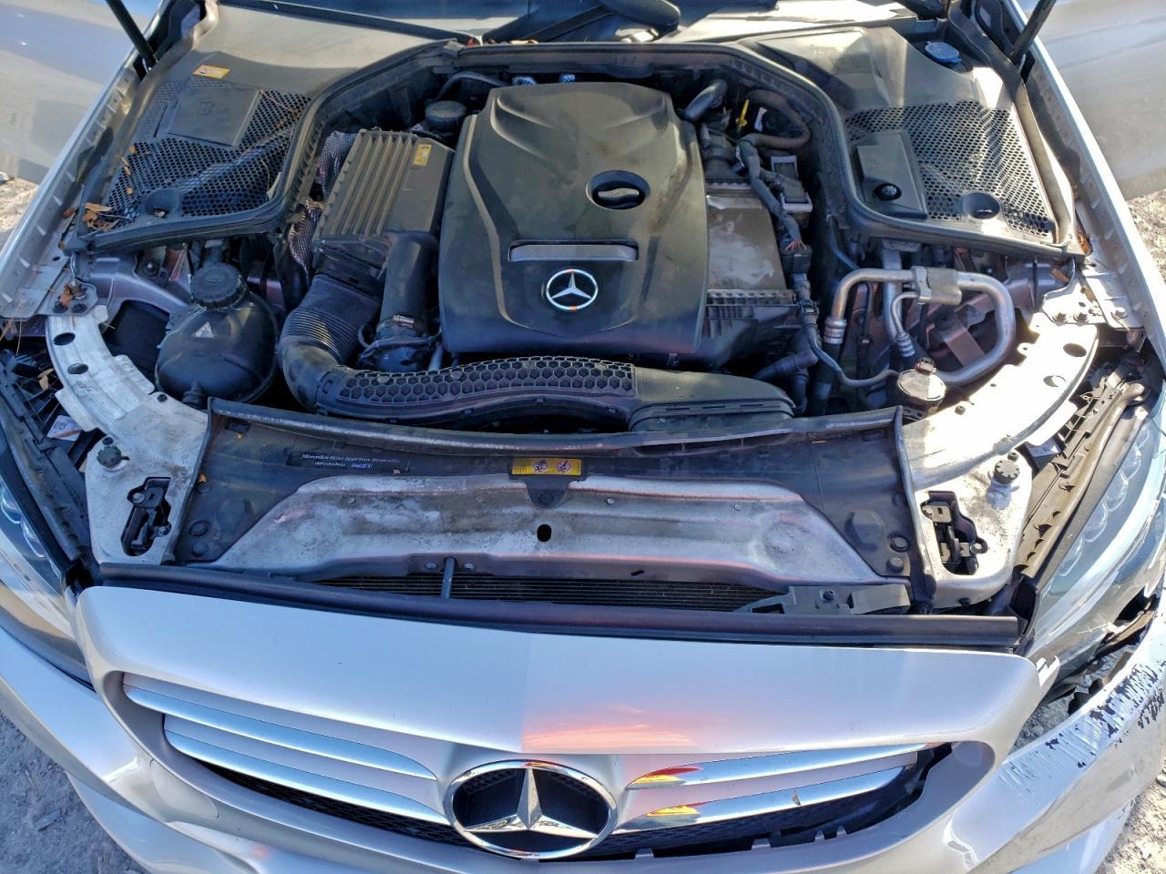 2016 MERCEDES-BENZ C-CLASS