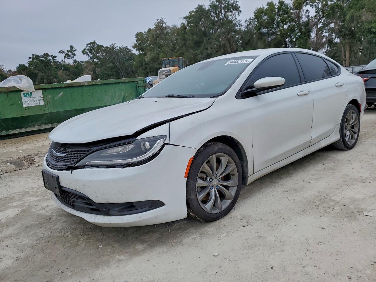 2015 CHRYSLER 200
