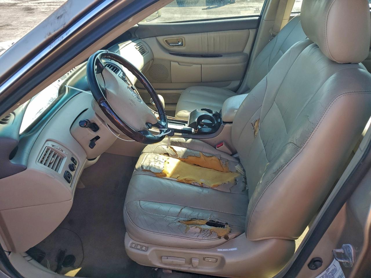 2003 TOYOTA Avalon