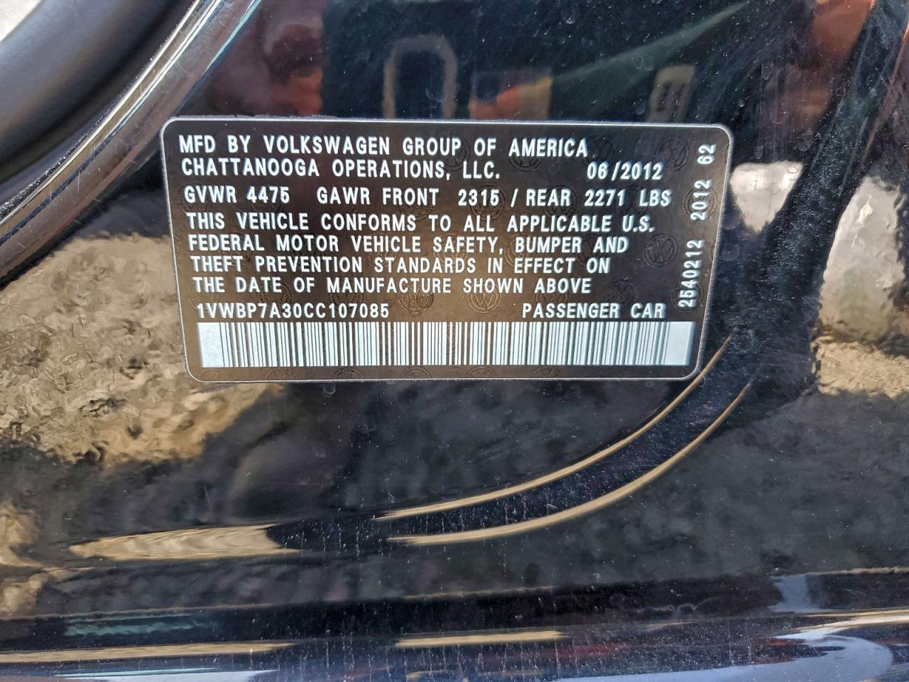 2012 VOLKSWAGEN Passat