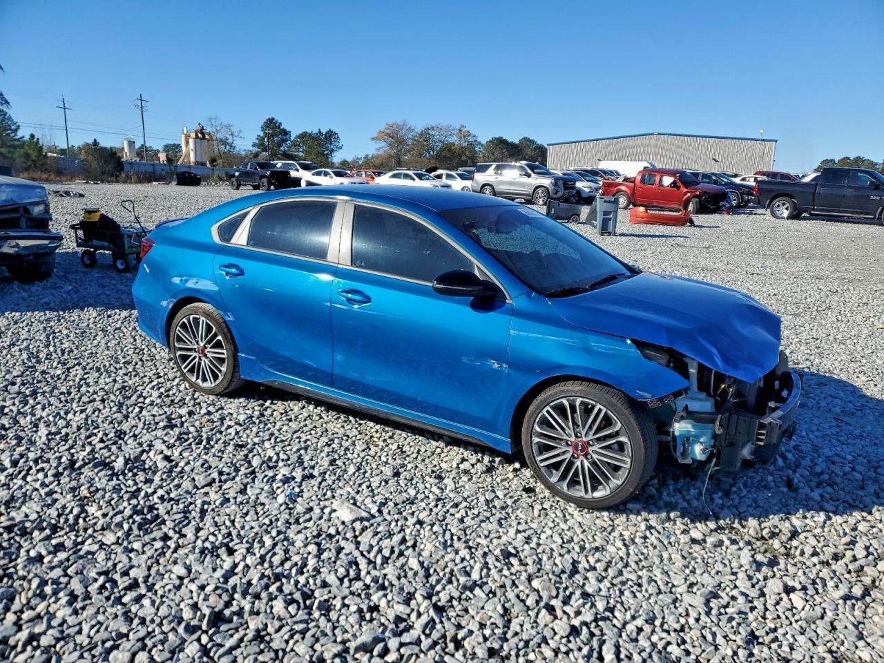 2023 KIA FORTE