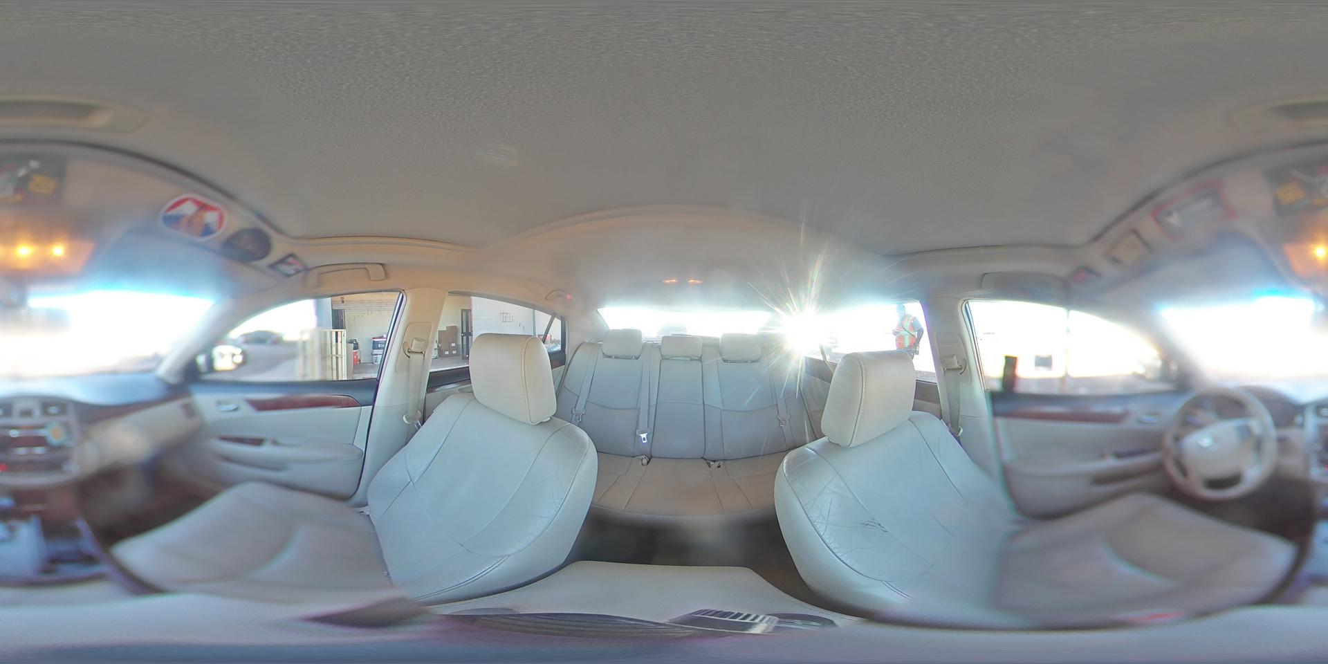 2011 TOYOTA Avalon