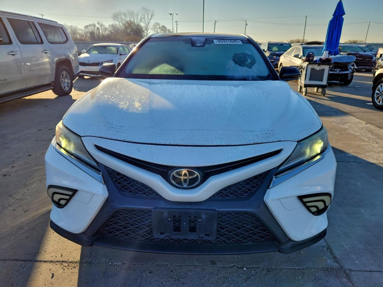 2018 TOYOTA CAMRY